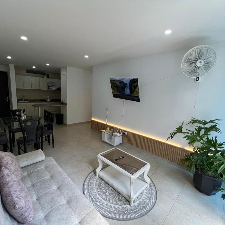 Apartamento Vacacional en Anapoima Centro con Jaccuzi privado y piscina Gratis - Apartamento de 3 dormitorios - 33