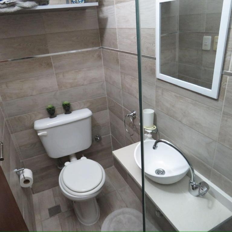 Departamento Moderno, equipado en Vicente Lopez , Ideal River Plate ,Tecnópolis ,100 metros del tren - Habitación Doble con baño privado - 8
