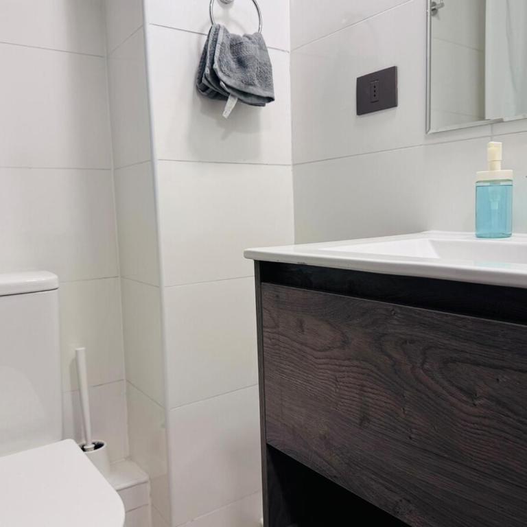La Florida Studio - Metro - Clinics - Shopping - One-Bedroom Apartment - 3