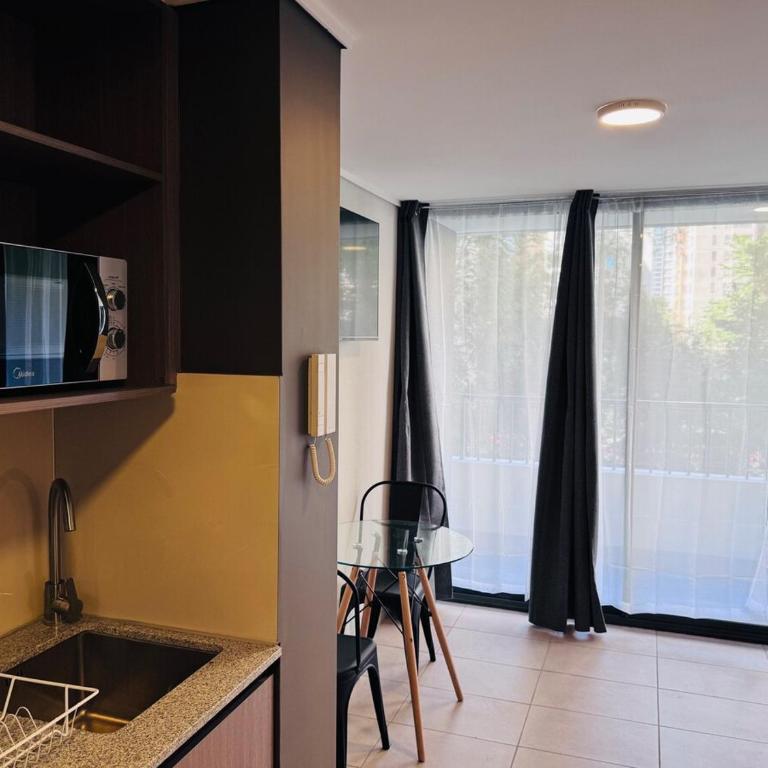 La Florida Studio - Metro - Clinics - Shopping - One-Bedroom Apartment - 14