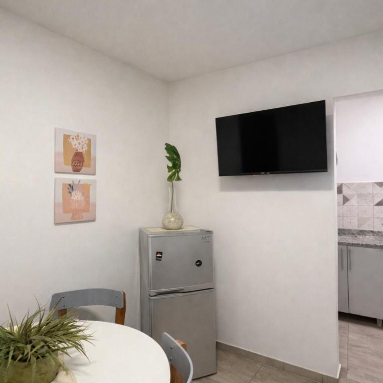 Departamento moderno equipado en vicente López con ubicacion inmejorable , 100 metros del tren , cerca de River, tecnopolis , a pasos tenes todo - Apartamento de 1 dormitorio - 15