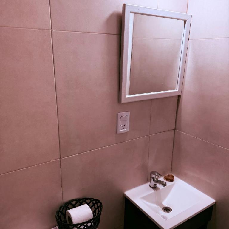 AeroAparts - One-Bedroom Apartment - 7