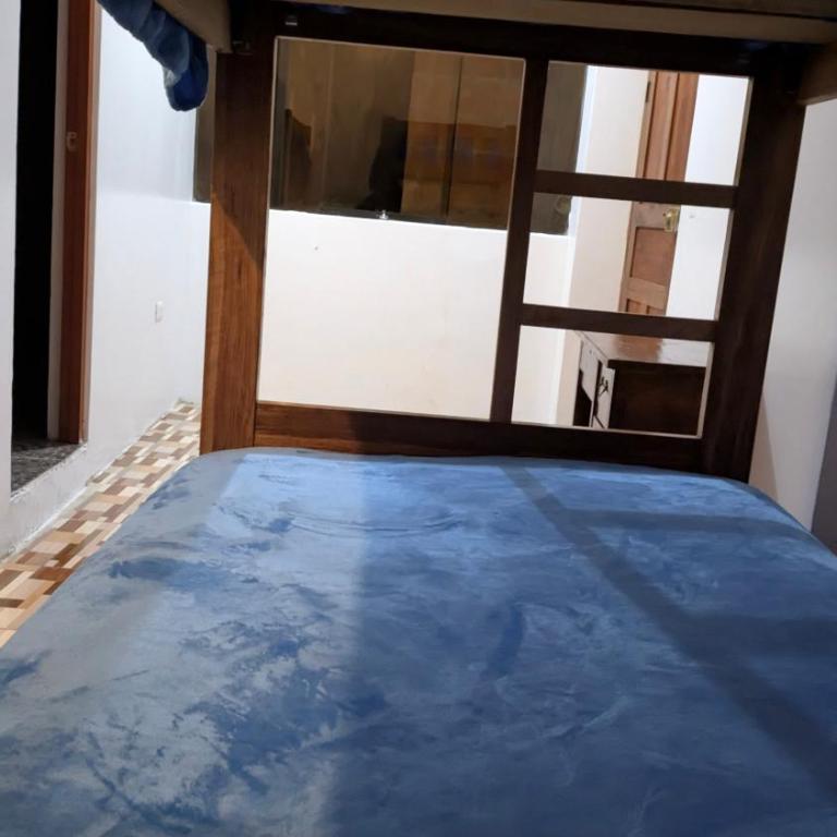 Aguilar Apaza shared Room - Cama en habitación compartida mixta de 4 camas - 9