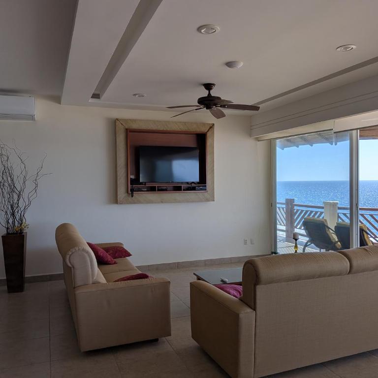 Vivo Resorts Ocean Front Apartments - Apartamento Deluxe de 4 dormitorios - 9