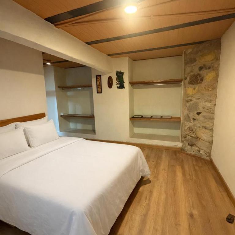 Ecohotel Naranjos - Habitación Doble con vistas al jardín - 10