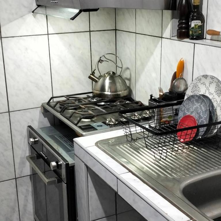 El Rosedal - Single Room with Shared Bathroom - 7