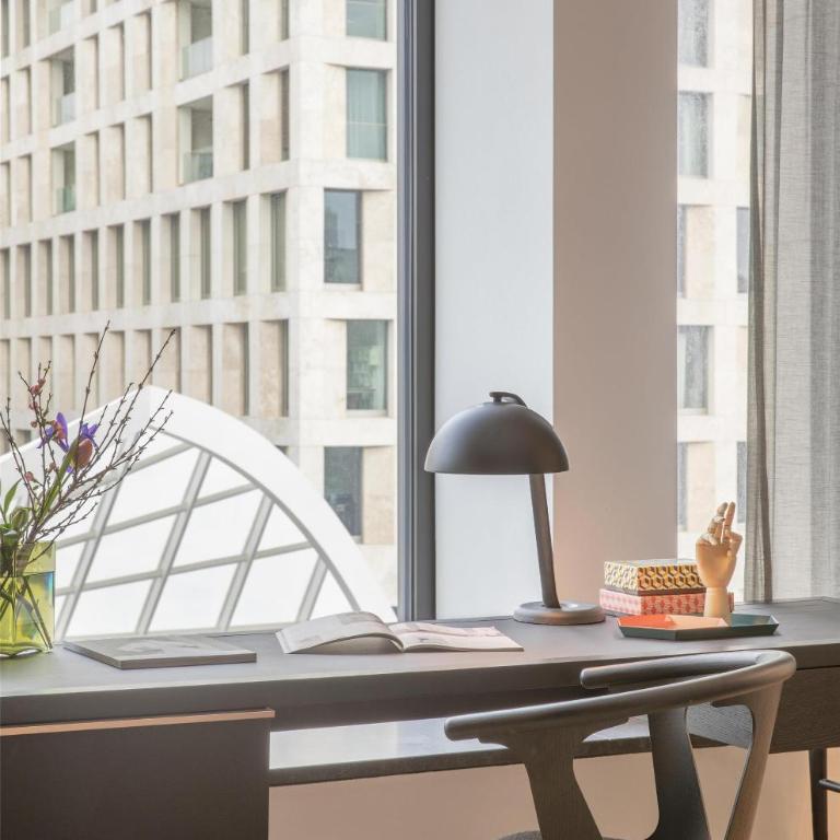Andaz Munich Schwabinger Tor, By Hyatt - Andaz Suite - 1
