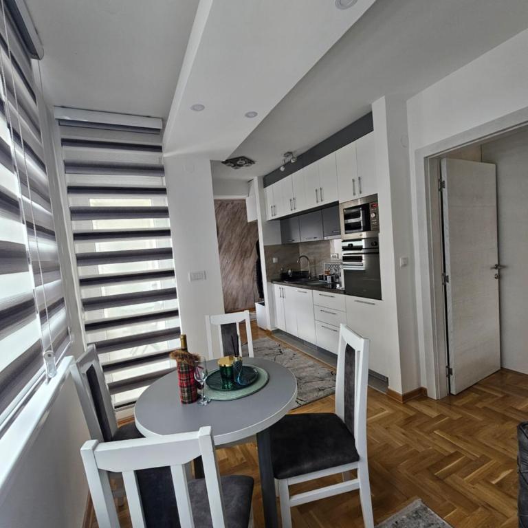 Apartman Daluxst - Apartman sa 1 Spavaćom Sobom - 5