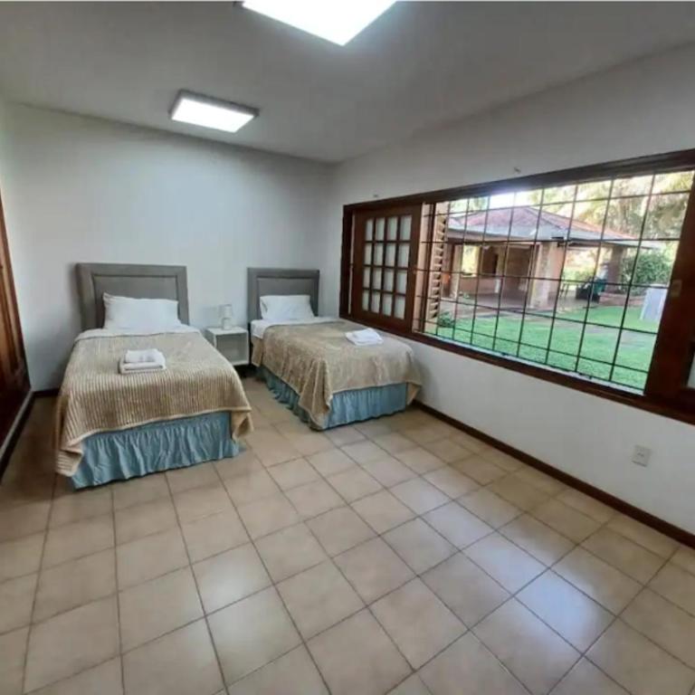 BauHouse Comfort Suites Asuncion - Habitación Doble con vistas a la piscina - 2 camas - 4