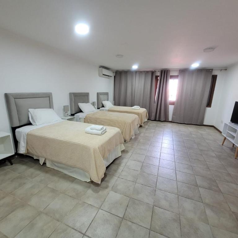 BauHouse Comfort Suites Asuncion - Habitación Familiar con baño privado - 4