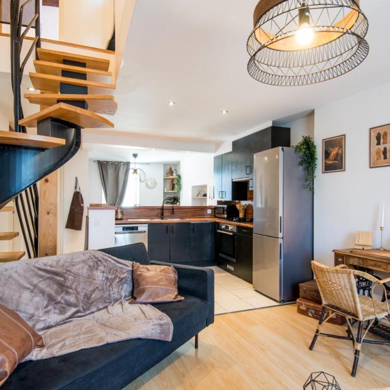 Appt Duplex La Ganterie, fibre en centre-ville - Appartement 1 Chambre Deluxe - Vue sur Ville - 17