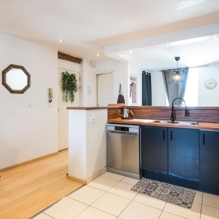 Appt Duplex La Ganterie, fibre en centre-ville - Appartement 1 Chambre Deluxe - Vue sur Ville - 14