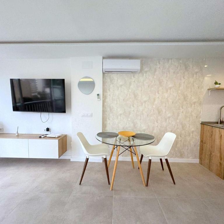 Carabelas T2-8 - Estudio Deluxe con cama grande - 4