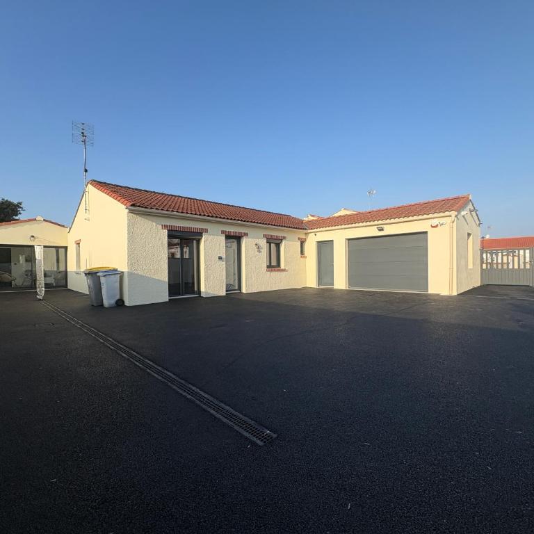 Villa avec piscine - Villa avec Piscine Privée - 6