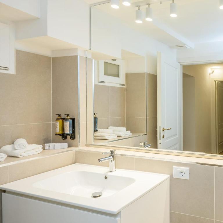 Paruta Corte Nascosta Apartment - One-Bedroom Apartment - 13