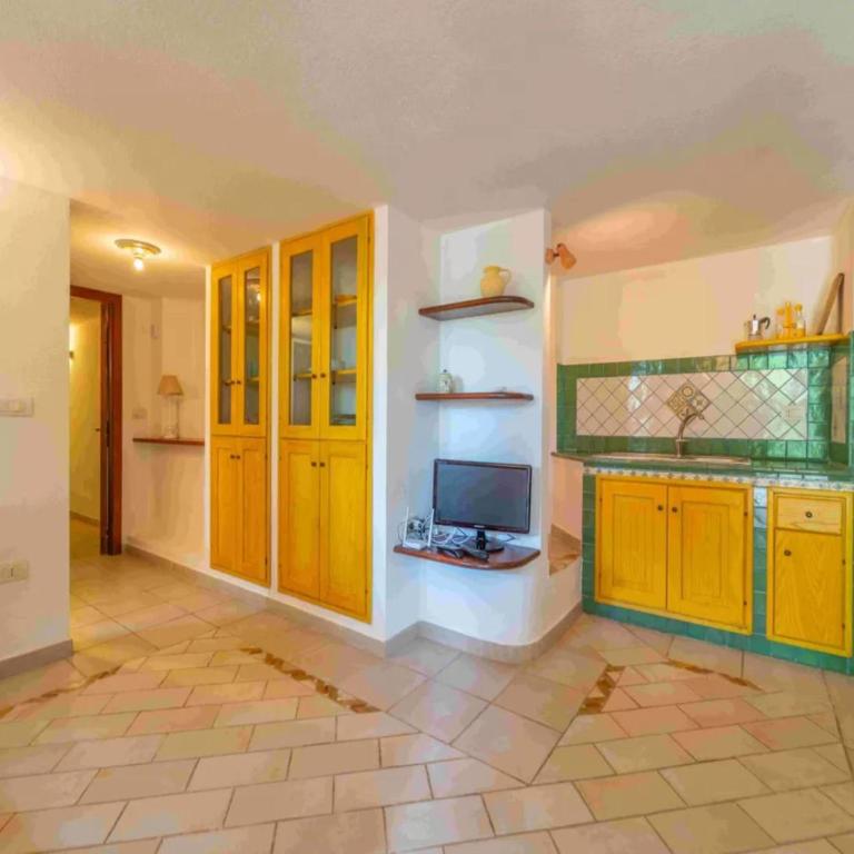 Gorgeous retreat just a few meters from the sea - Appartamento - 3