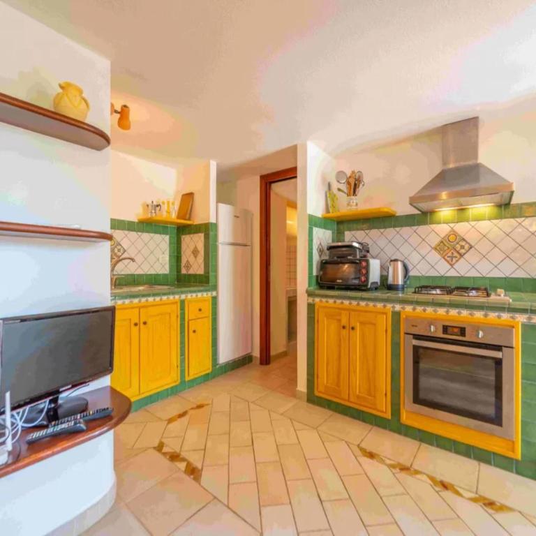 Gorgeous retreat just a few meters from the sea - Appartamento - 8