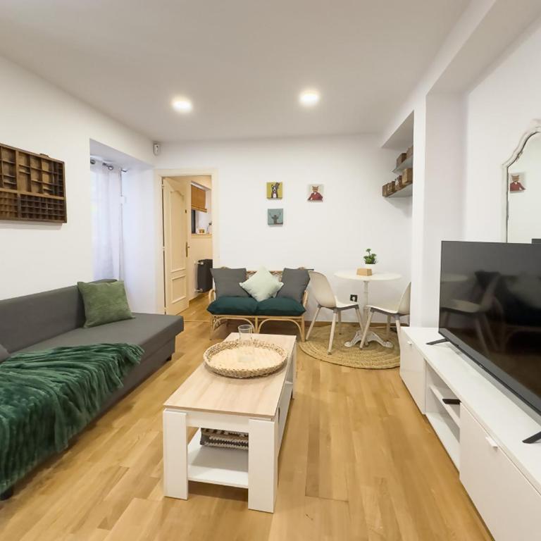 Cava Baja Signature Apartment - One-Bedroom Apartment - 5