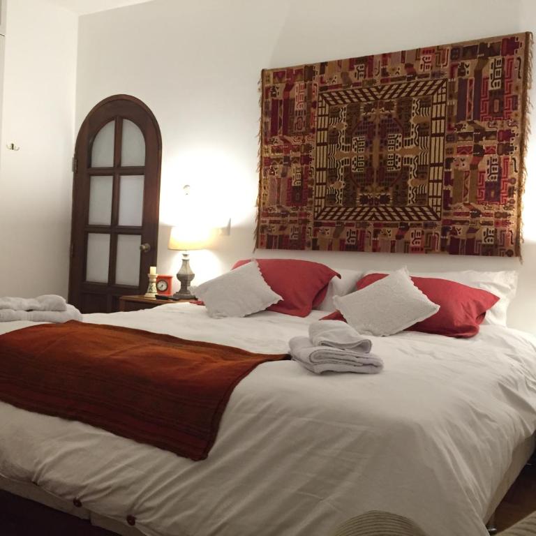 Best place in Plaza Mayor Lima, Pizarro building - Apartment with Balcony - 4