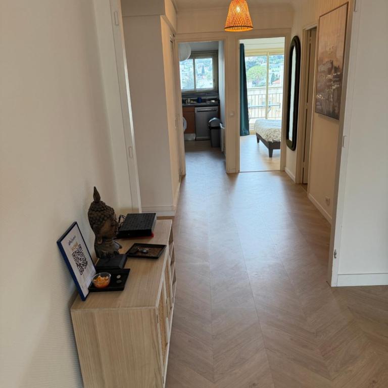 Modern 60m2 apartment with 2 balconies, at 50 meters from sea - Appartement 1 Chambre - 6