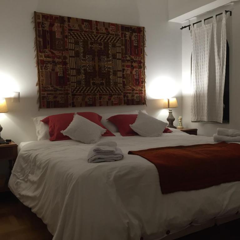 Best place in Plaza Mayor Lima, Pizarro building - Apartment with Balcony - 56