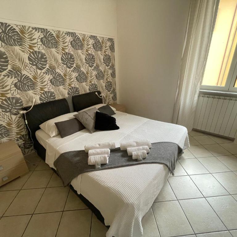 Jacuzzi Suite - Two-Bedroom Apartment - 3