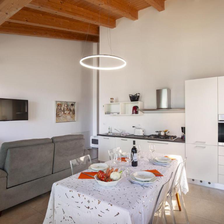 South Apartment With Pool - Appartement - Vue sur Lac - 6
