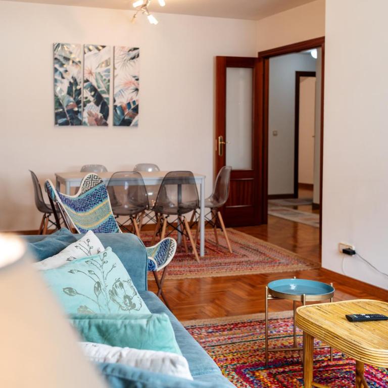 Apartamento Bautista Centro - Three-Bedroom Apartment - 9