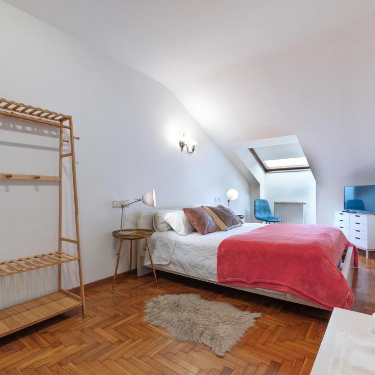 Apartamento Bautista Centro - Three-Bedroom Apartment - 17