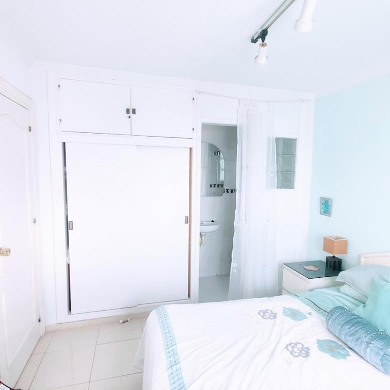 La Cala Esmeralda sea views - Apartamento Estándar de 2 dormitorios - 9
