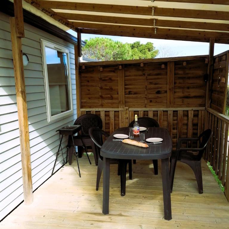 Entre Mer et Roseaux - Piscine chauffée - Proche centre et mer - Animaux bienvenus - Mobile Home - 21