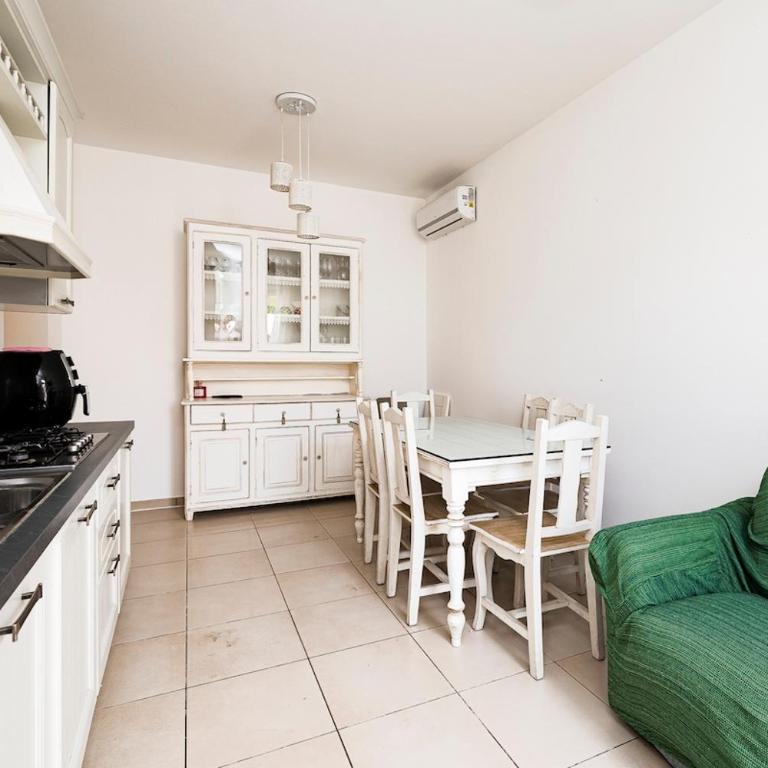 Machiavelli-villetta con giardino - BaiaVerde-Lido - Appartamento con 2 Camere da Letto e Vista Giardino - 19