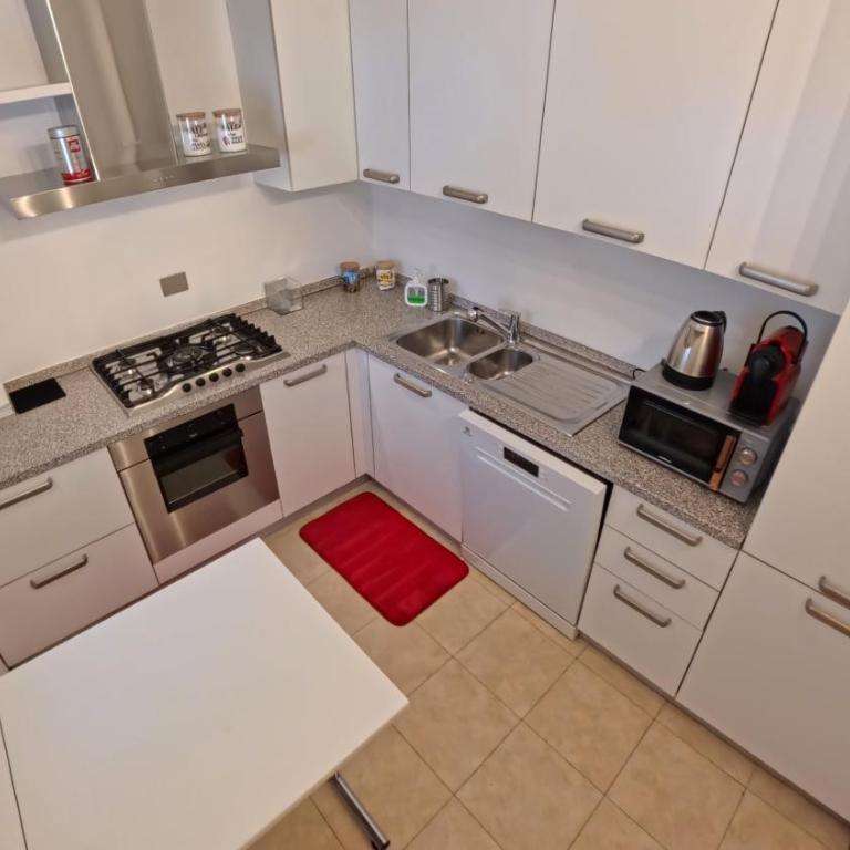 Lecco City Center Apartment - La Corte - Casa con 2 Camere da Letto - 8