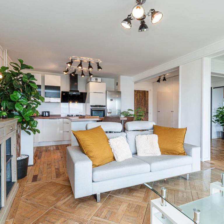 Loft Style 1 Bdr - Panoramic view Swimming Pool & Garage - Appartement 1 Chambre avec Vue sur la Mer et Balcon - 10
