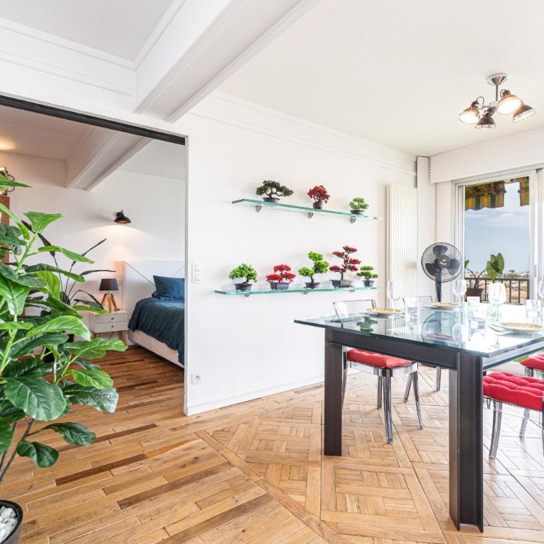 Loft Style 1 Bdr - Panoramic view Swimming Pool & Garage - Appartement 1 Chambre avec Vue sur la Mer et Balcon - 32