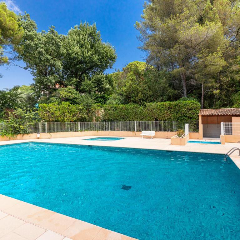 Loft Style 1 Bdr - Panoramic view Swimming Pool & Garage - Appartement 1 Chambre avec Vue sur la Mer et Balcon - 49