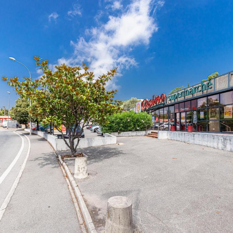 Loft Style 1 Bdr - Panoramic view Swimming Pool & Garage - Appartement 1 Chambre avec Vue sur la Mer et Balcon - 60