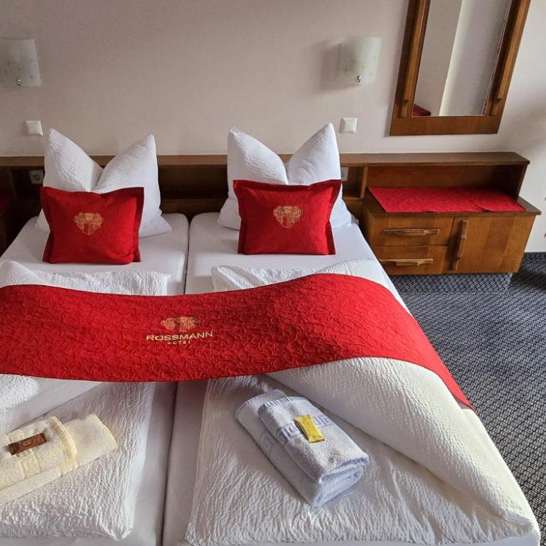 Hotel Rossmann - Doppelzimmer mit Balkon - 12
