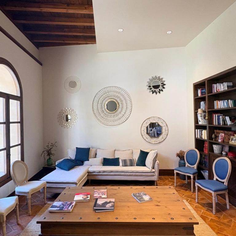 Casa del Armiño - Historic Boutique Hotel in Toledo Old Town - Villa Deluxe - 27
