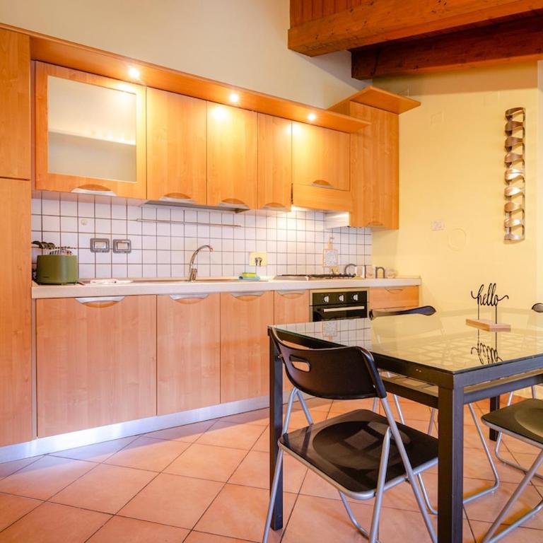 Azzo Gardino Suite - Appartamento con 1 Camera da Letto - 8