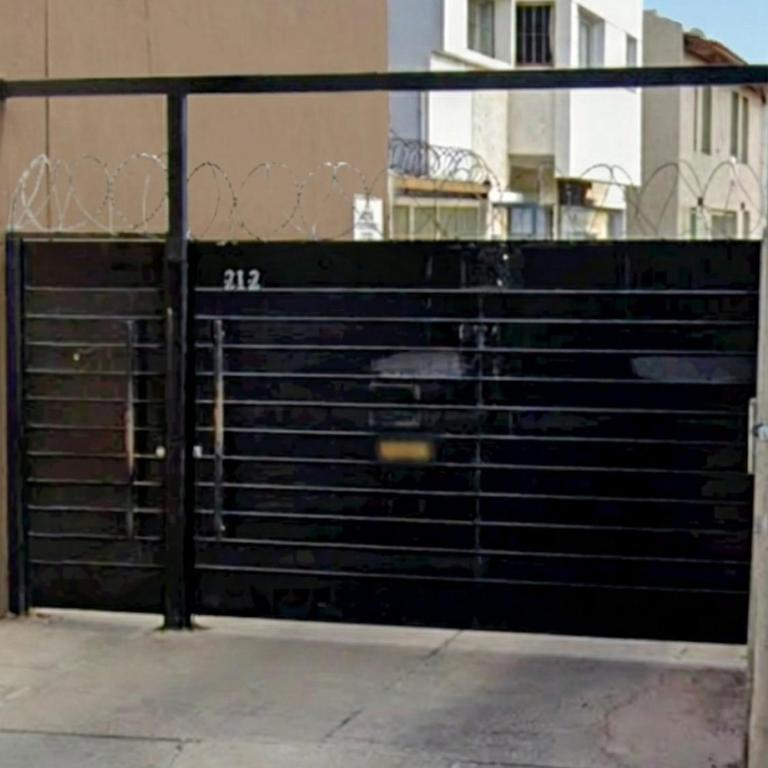 Dúplex a 3 cuadras de Plaza Godoy Cruz y 3 cuadras de calle San Martín - Apartamento de 1 dormitorio - 2