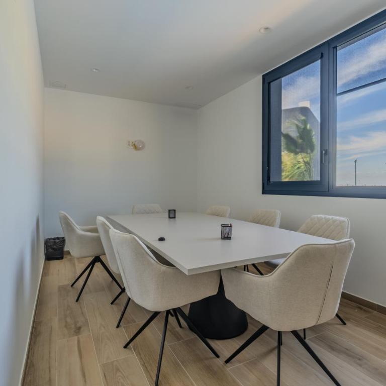 Lagoons Skyline Sport & Spa - Apartamento de 2 dormitorios con balcón y terraza - 34