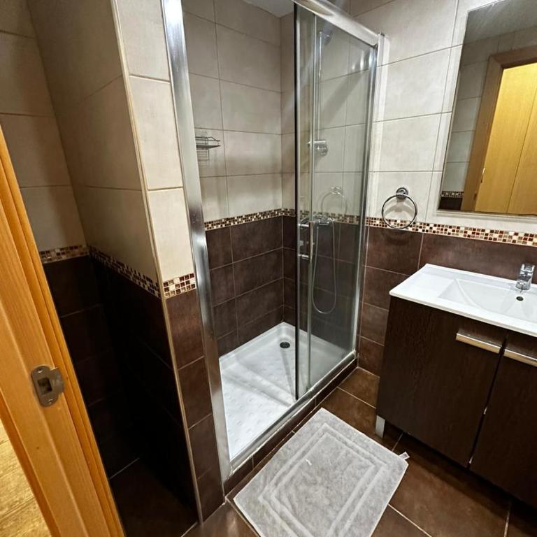 Quiet and Cozy Family Studio 50m from Beach in Cambrils - One-Bedroom Apartment - 2