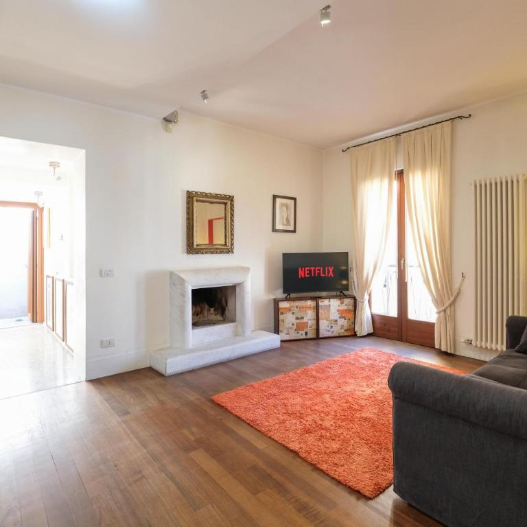 Terrazza Garibaldi by Postcardsfrom - Two-Bedroom Apartment with Terrace - 12