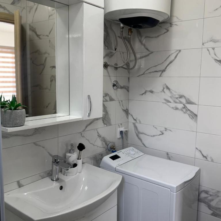 Amazing Sunset Escape -Private Parking - Apartman s 1 Spavaćom Sobom i Vrtom - 8