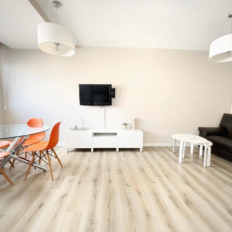 Gestión de Alojamientos Apartments - One-Bedroom Apartment - 9