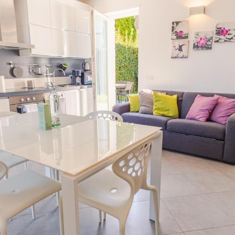 Profumo di Rosa - Italian Homing - Appartamento con Vista Giardino - 4