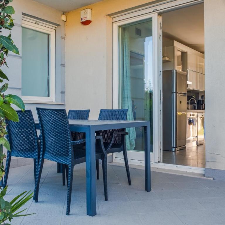 Profumo di Rosa - Italian Homing - Appartamento con Vista Giardino - 17