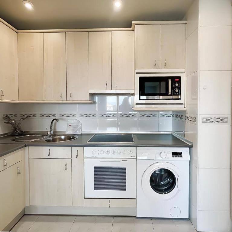 Gestión de Alojamientos Apartments - One-Bedroom Apartment - 71