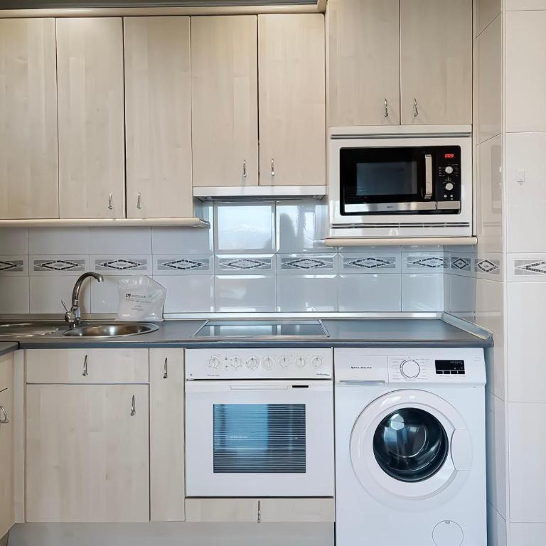 Gestión de Alojamientos Apartments - One-Bedroom Apartment - 69